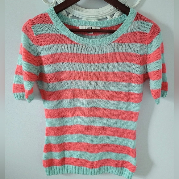 CLEARANCE Preppy Stripes Light Weight Knit in Coral and Teal Y2K - Picture 1 of 2